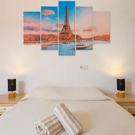 Bella Vista - Paris Апартаменты *